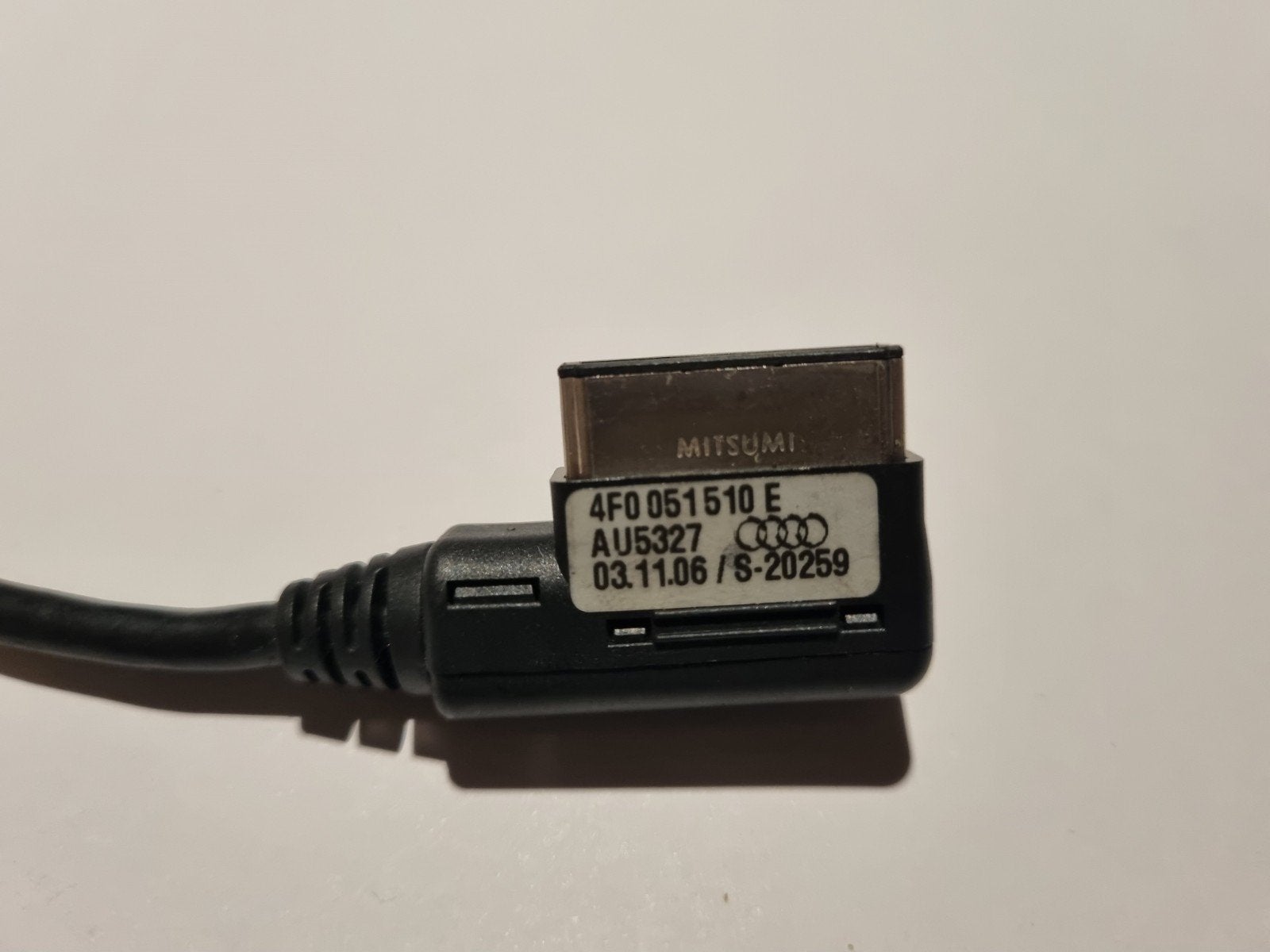 Audi AMI iPod kabel - 4F0 051 510 E - Mint conditie, Ophalen of Verzenden