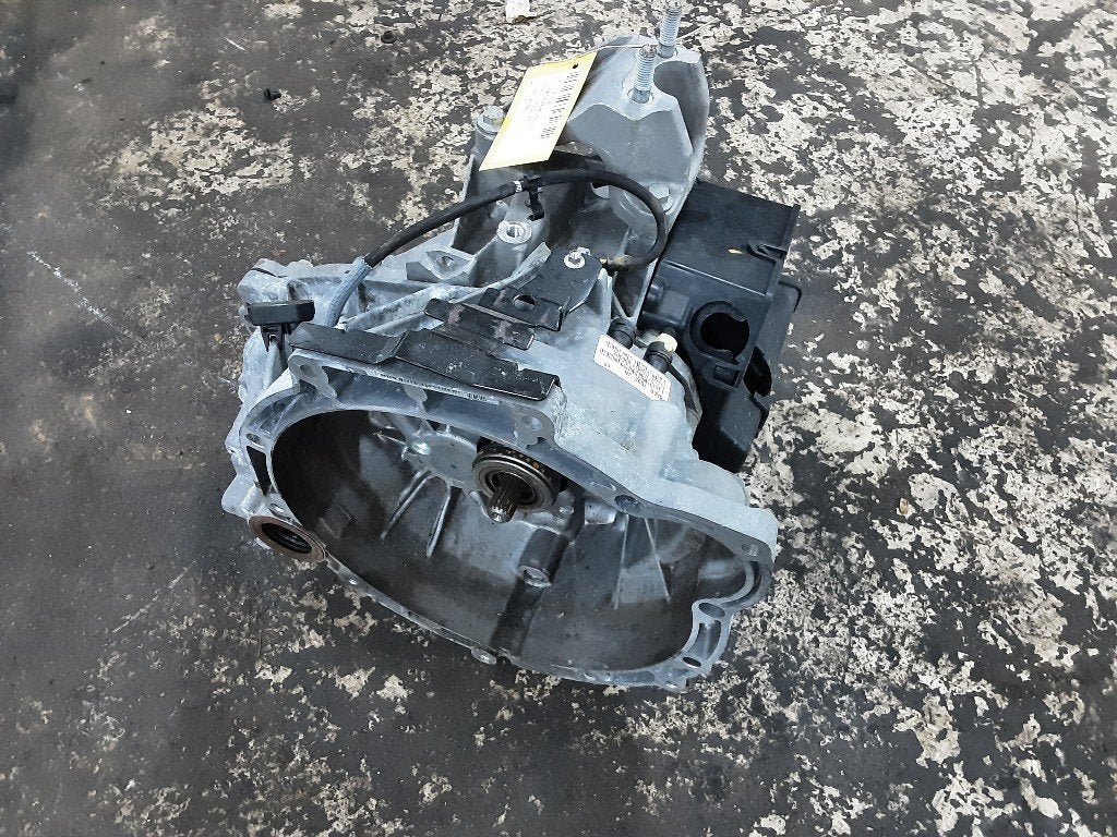 VERSNELLINGSBAK SCHAKEL Ford Fiesta 6 (JA8) (8A6R7002JN), Gebruikt, Henry-Ford-Straße  1
50735  Köln, DE, Ford-Werke GmbH, Kunden@ford.com
