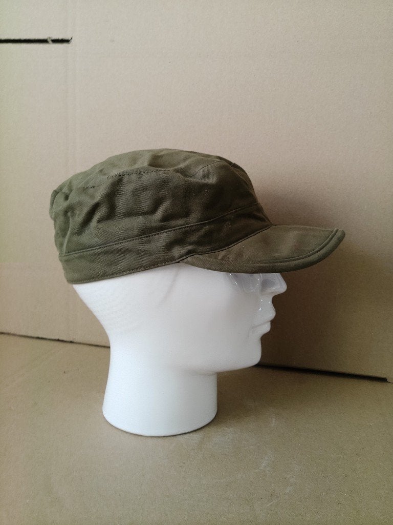 Vintage leger pet veldpet leger veldpet legerpet Landmacht, Ophalen of Verzenden
