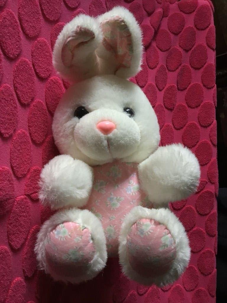 Knuffel konijn pluche konijn met tutter of andere, Kinderen en Baby's, Speelgoed | Knuffels en Pluche, Konijn, Ophalen of Verzenden