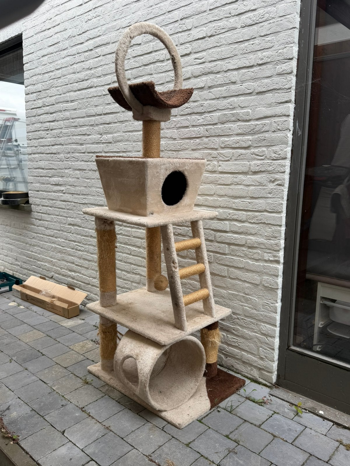 GRATIS grote krabpaal, Dieren en Toebehoren, Ophalen, Gebruikt, Krabpaal