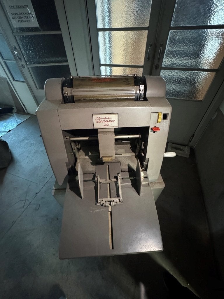 Gestetner 300 stencil machine, Ophalen