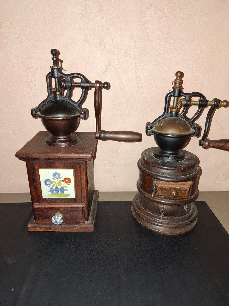 moulins à café anciens, Antiquités & Art, Enlèvement ou Envoi