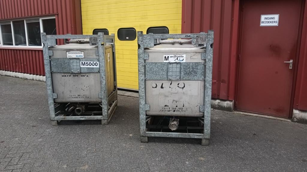 RVS TANKS 1000 ltr in transport frame, Ophalen