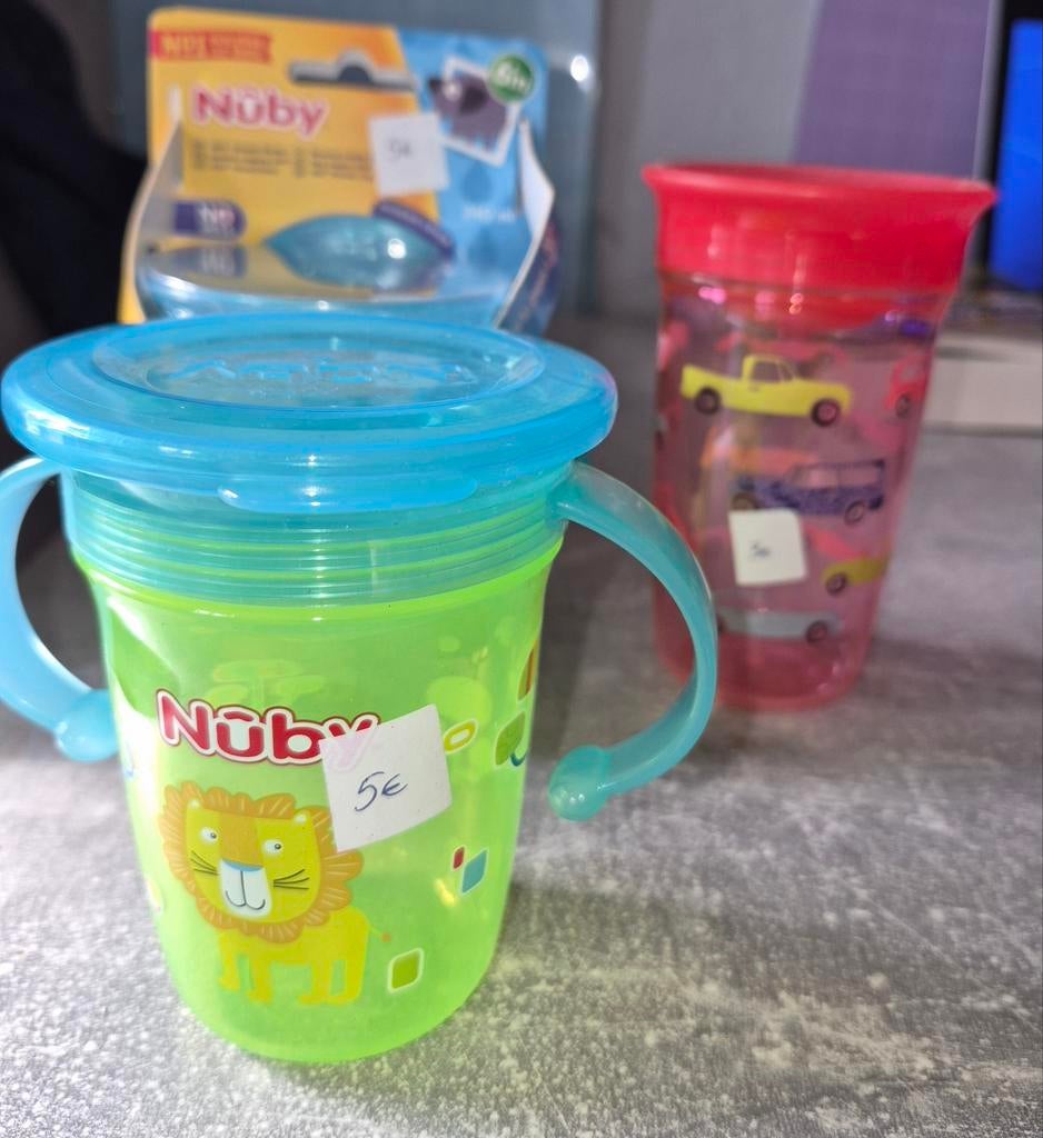 2 groene bekers nuby nieuw!, Enlèvement