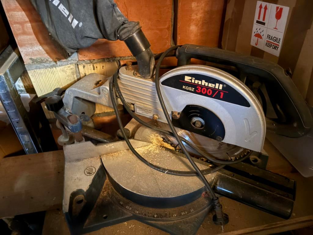 Verstekzaag, Enlèvement, Utilisé