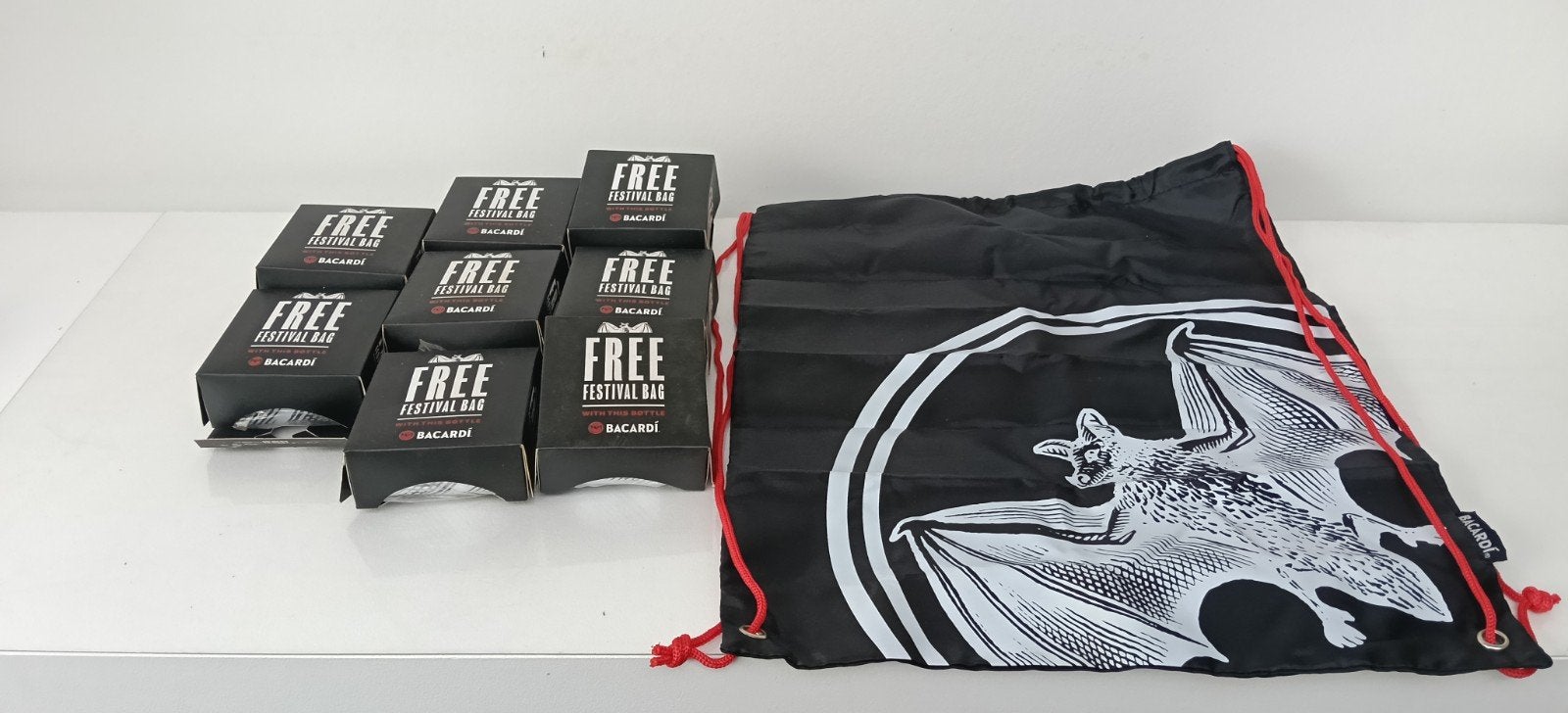 Bacardi festival bag tas. Rugzak. €2 per stuk., Enlèvement