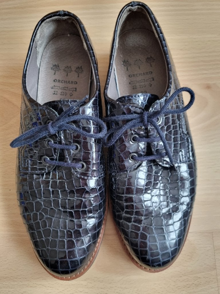 Blauwe veterschoenen - maat 39, Kleding | Dames, Schoenen, Schoenen met lage hakken, Blauw, Ophalen of Verzenden, Orchard