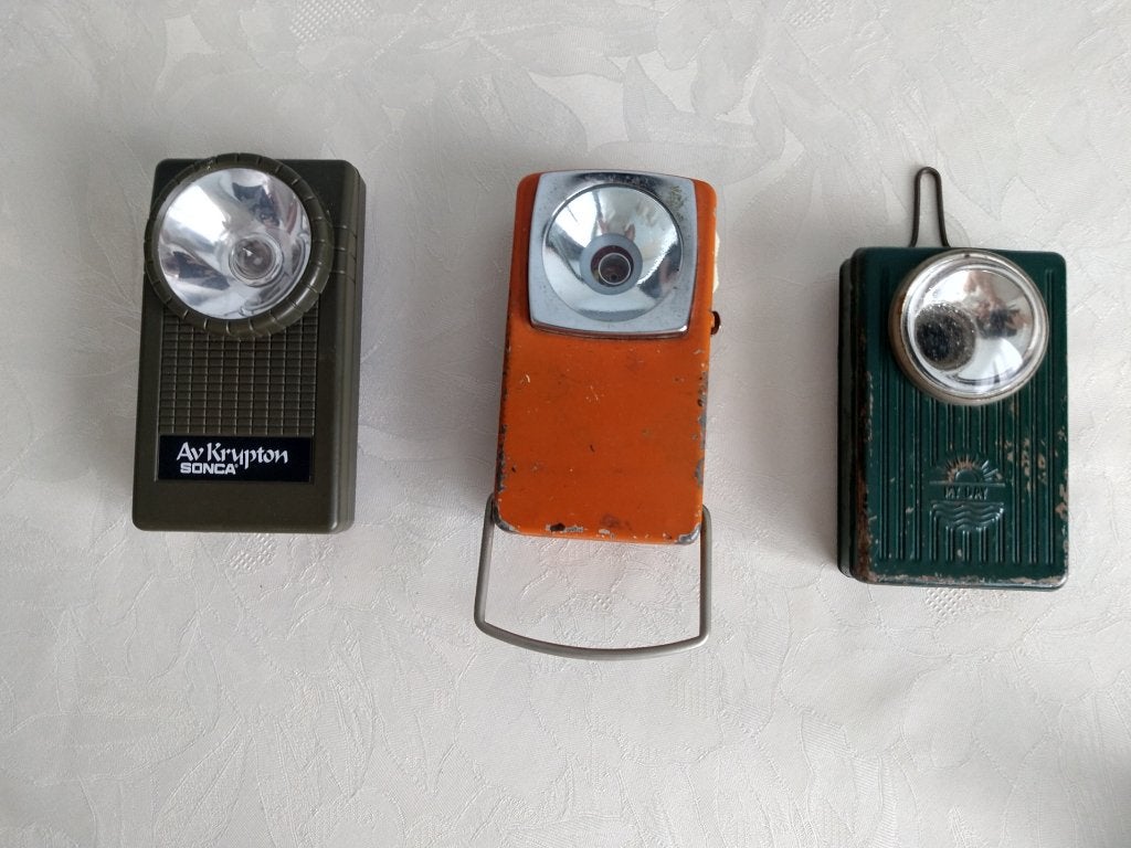 3 lampes de poche vintage, Enlèvement ou Envoi, Utilisé, Batterie