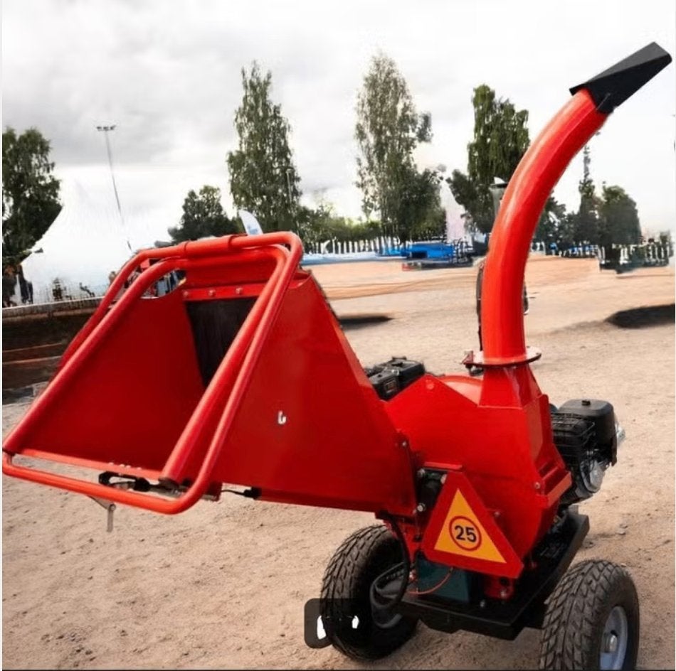 SEMIPROFESSIONELE HAKSELAAR / HOUTVERSNIPPERAAR, tot 120 mm, Tuin en Terras, Ophalen of Verzenden, Nieuw, Benzine