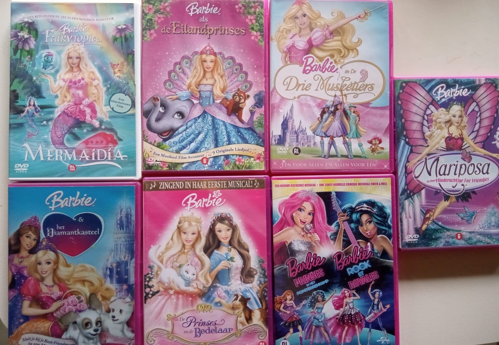 Barbie dvd's, Enlèvement