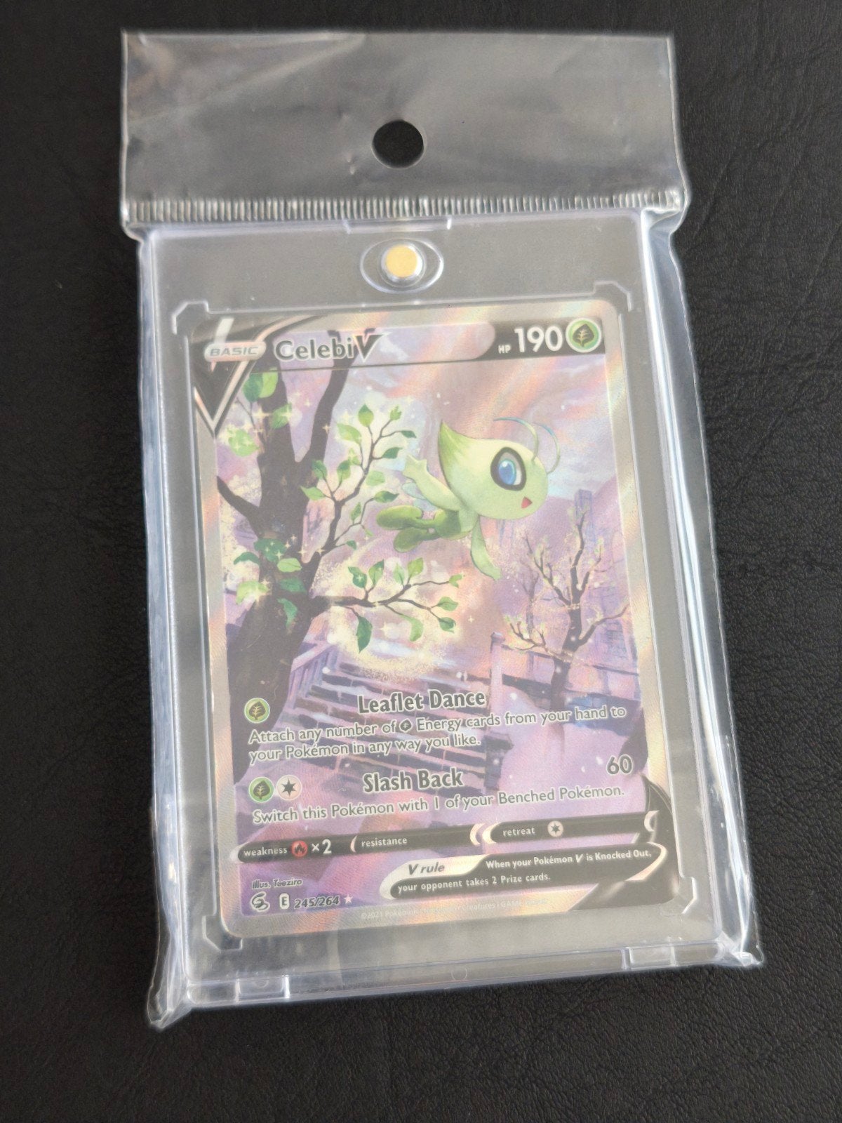 Celebi V 245/264 - Alternate Art / Full Art (Fusion Strike), Enlèvement ou Envoi