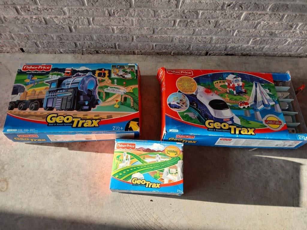 Jouet Ensemble 3 boîtes FISHER PRICE GEOTRAX trains, Enlèvement, Comme neuf, Set de Trains