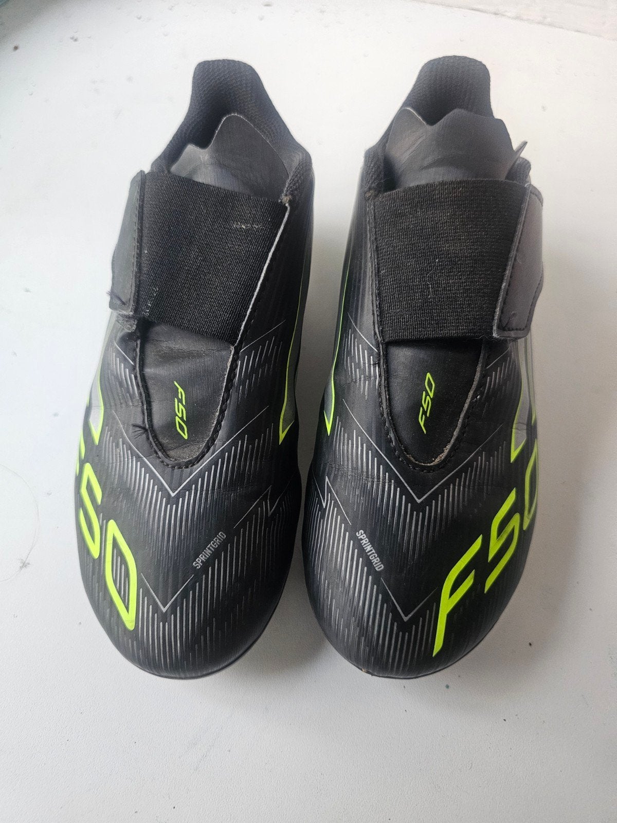 Chaussures de football ADIDAS Performance F50 Club Velcro, Comme neuf, Chaussures de sport, Envoi, Adidas
