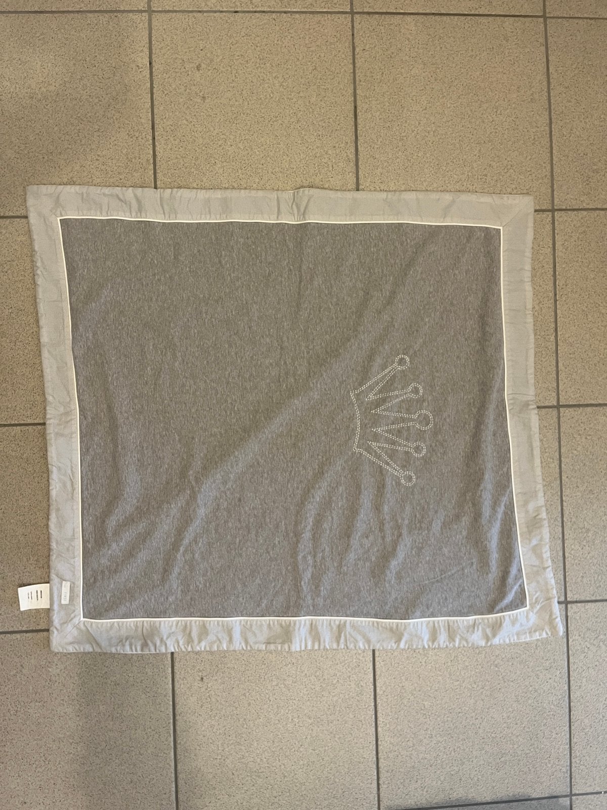 Set baby FIRST, Vêtements | Femmes, Enlèvement ou Envoi, Comme neuf