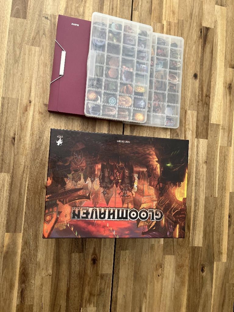 Gloomhaven, Hobby en Vrije tijd, Ophalen, Zo goed als nieuw