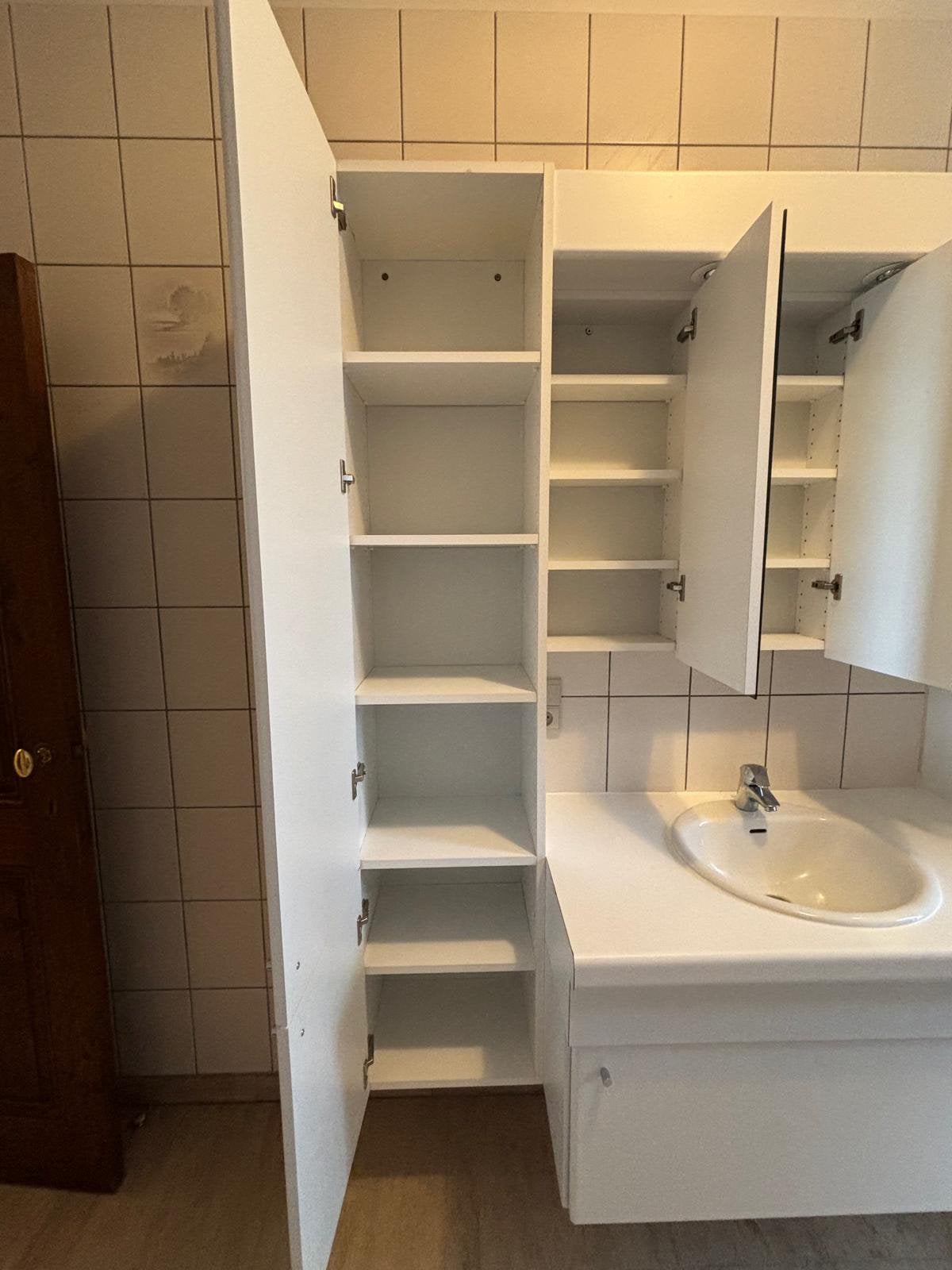 Badkamerkast met spiegeldeuren, Huis en Inrichting, Badkamer | Badkamermeubels, Ophalen, Spiegelkast, 150 tot 200 cm, Zo goed als nieuw