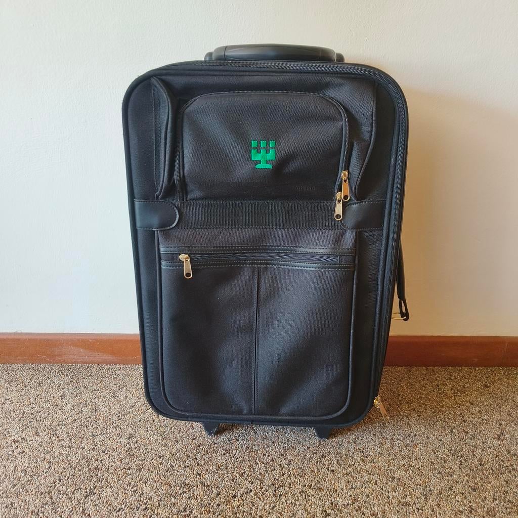 Zwarte reiskoffer v handbagage
in bijna nieuwstaat!!, Ophalen of Verzenden, Uitschuifbare handgreep