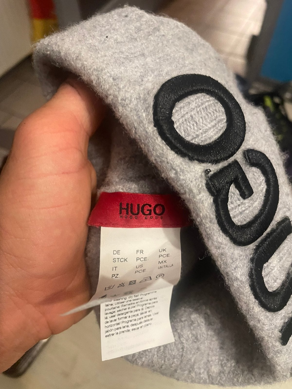 Bonet hugo boss enfant, Ophalen of Verzenden, Zo goed als nieuw, Muts