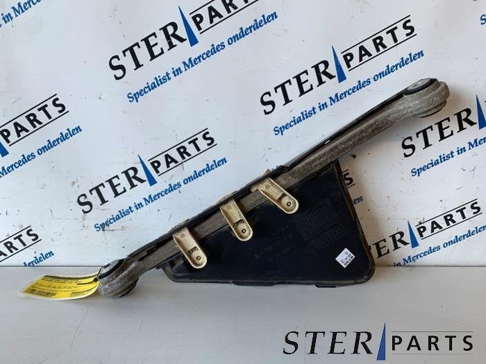 Reactiestang links-achter van een Mercedes S-Klasse, Gebruikt, -, Ophalen of Verzenden, -