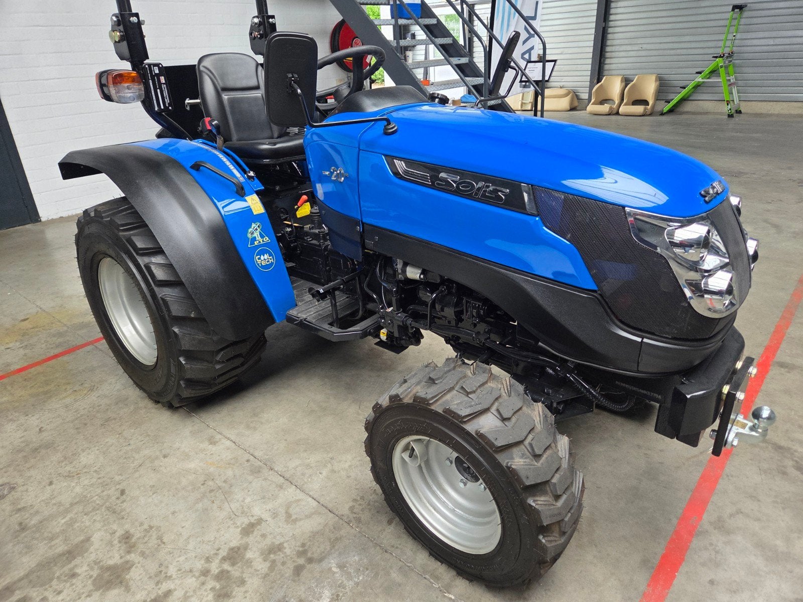 Solis 10 minitractor - nieuw/dem  extra breed - full options, Ophalen