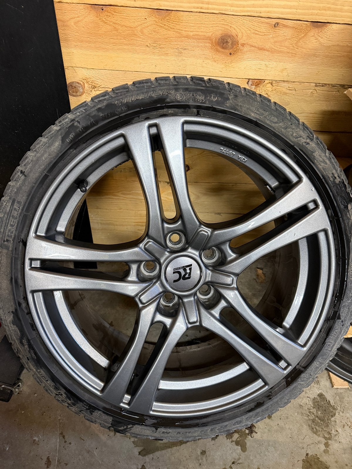 Jantes anthracite RC Design kba 49174 7,5 x 18, Autos : Pièces & Accessoires, Pneus & Jantes, Pneus hiver, Véhicule de tourisme