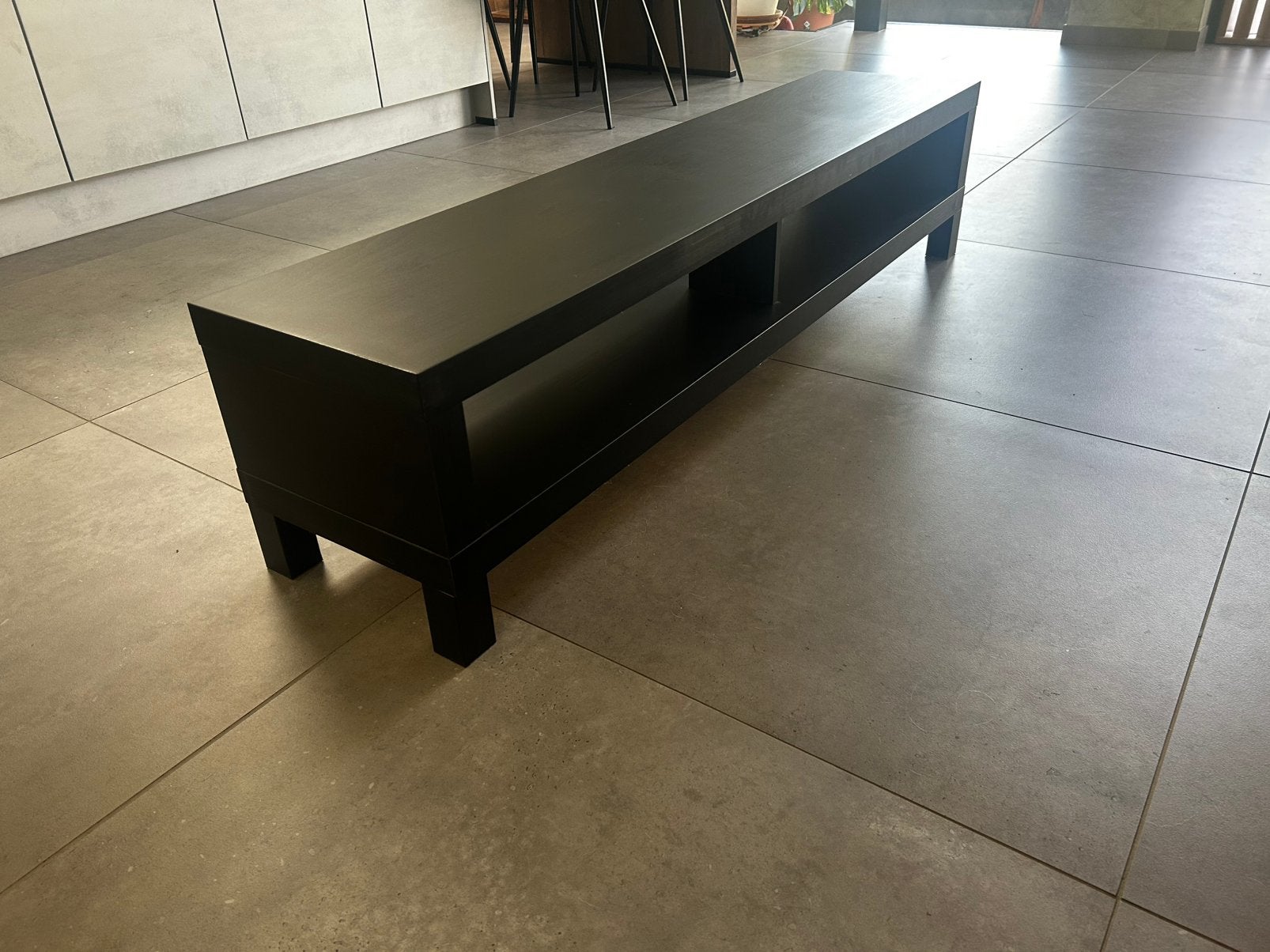IKEA LACK tv-meubel in zwart, ca. 160 cm breed, Ophalen, 150 tot 200 cm, Zo goed als nieuw, Minder dan 100 cm