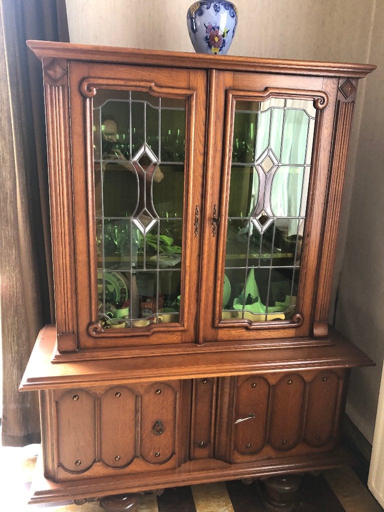 Vitrinekast, Ophalen, Glas, Met deur(en)