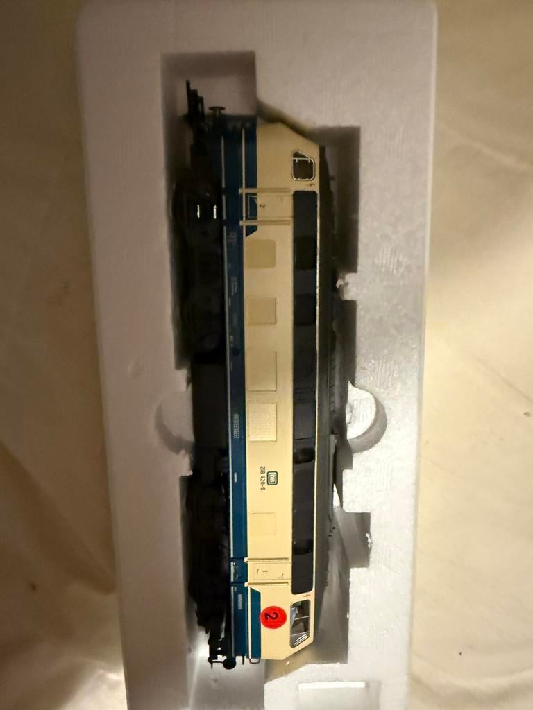 Modeltreinen nieuw in doos, Hobby en Vrije tijd, Modeltreinen | Overige schalen, Ophalen of Verzenden, Zo goed als nieuw