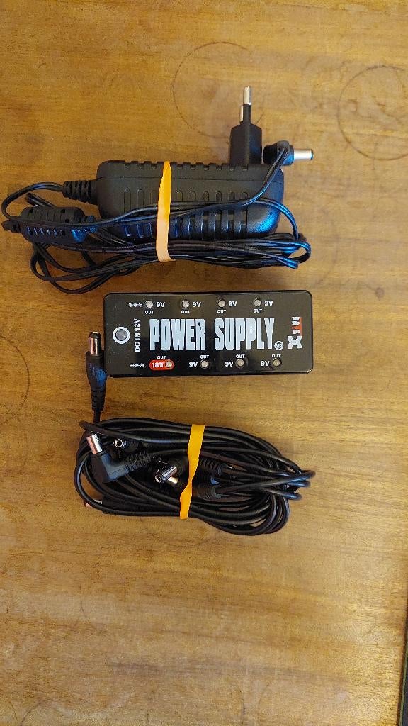 XVive V19 Micro Power Supply, Muziek en Instrumenten, Effecten, Ophalen, Gebruikt, Overige typen
