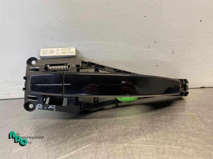 Poignée portière 4portes arrière droite d'un Chevrolet Av, -, 3 mois de garantie, Utilisé, -