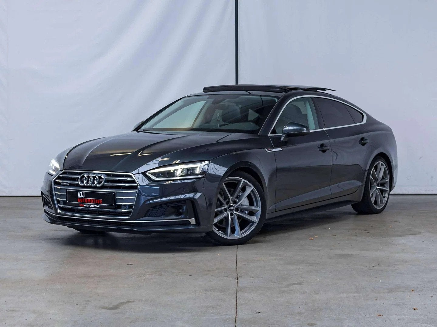 Audi A5 GARANATIE|S-LINE|SPORTBACK|QUATTRO|KEYLESS|ZETELVERW, Autos, 185 kW, Argent ou Gris, Achat, https://public.car-pass.be/vhr/d96b6b47-25bc-40bf-a251-ade2a948e9e3