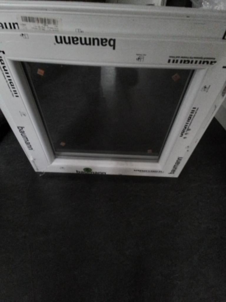 Nieuw pvc raam dubbel glas, Doe-het-zelf en Bouw, Ophalen, Dubbelglas