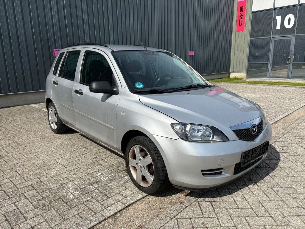 Mazda 2 1.4 benzine Automaat bj 2003 147923 km Airco, Autos, Argent ou Gris, Achat, Entreprise, 5 portes