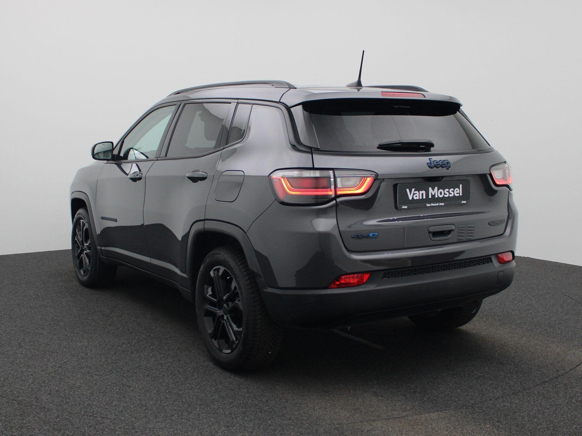 Jeep Compass 1.3 Turbo T4 190 4xe ATX Night Eagle, Auto's, Automaat, Gebruikt, 4 cilinders, 5 zetels