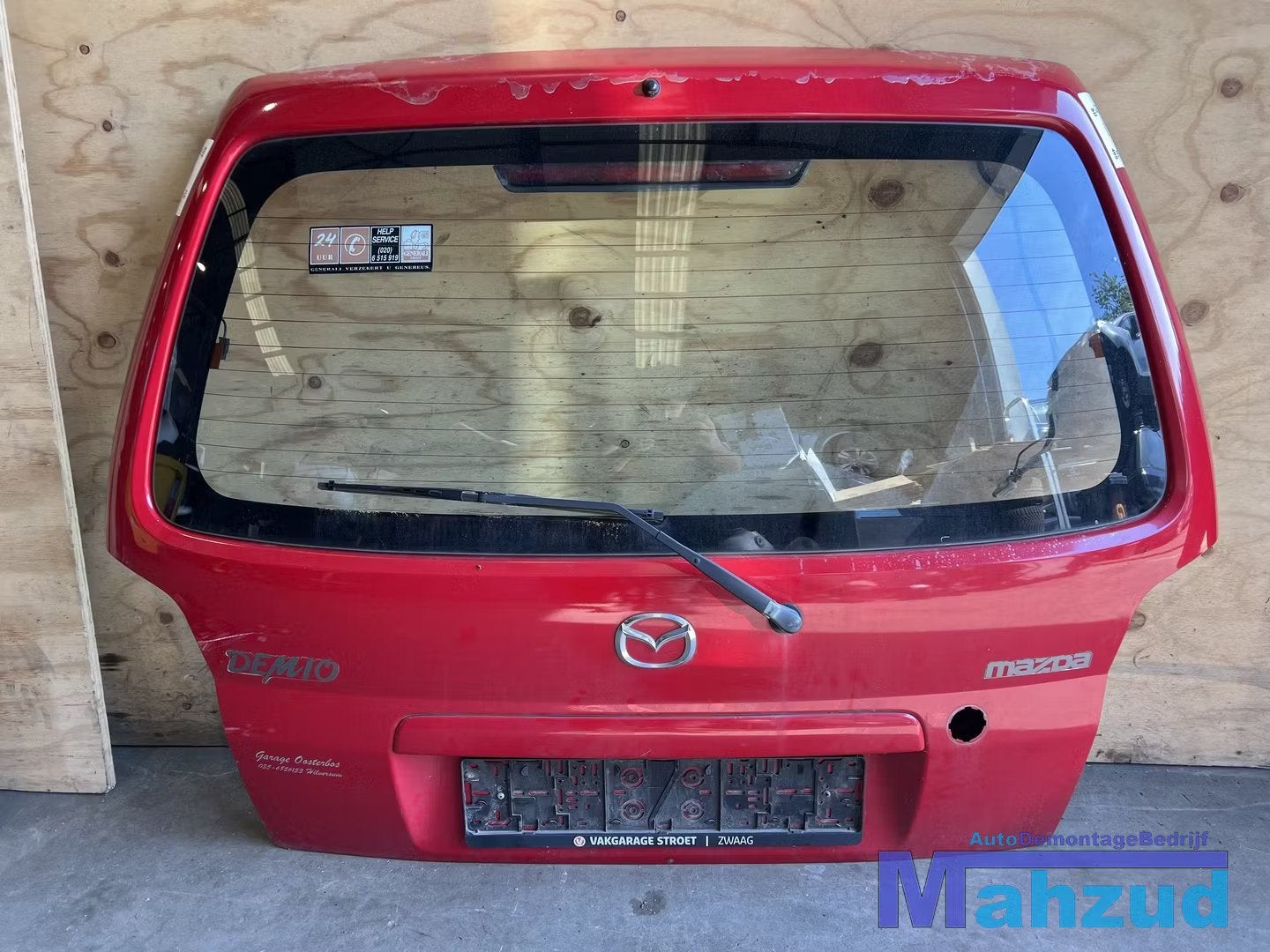 MAZDA DEMIO ROOD SU achterklep 1996-2003, Mazda Motor Corporation, Info@mazda.co.jp, Mazda, Utilisé