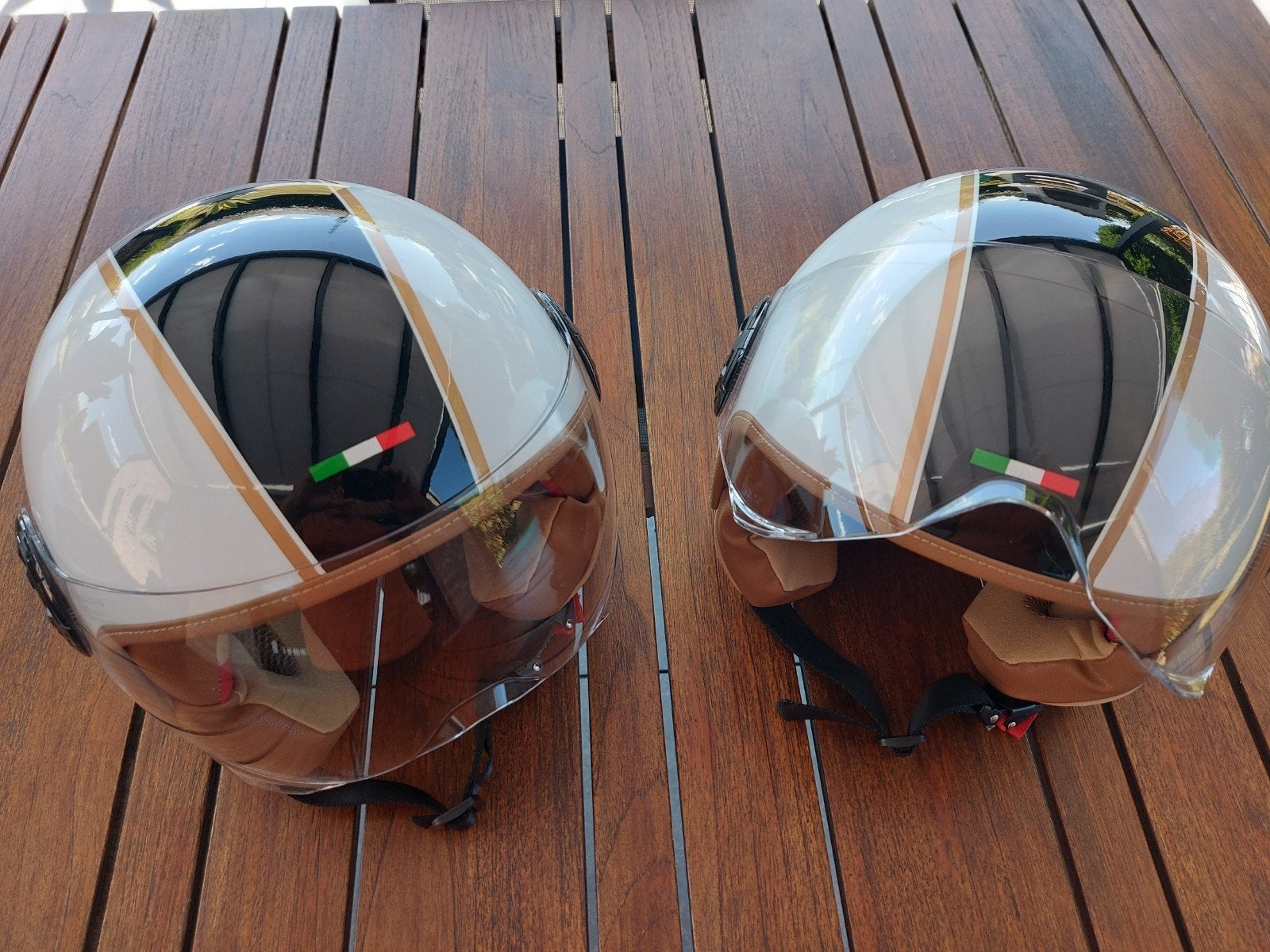 2 casques moto Crivit M 57-58, Fietsen en Brommers, Ophalen