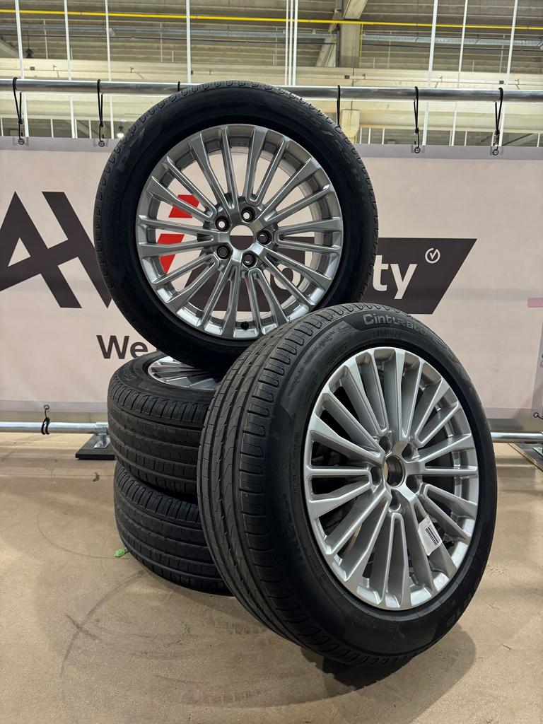 Complete zomerset Audi A6 225/55R18 6-7mm, Ophalen, 18 inch, Gebruikt, -