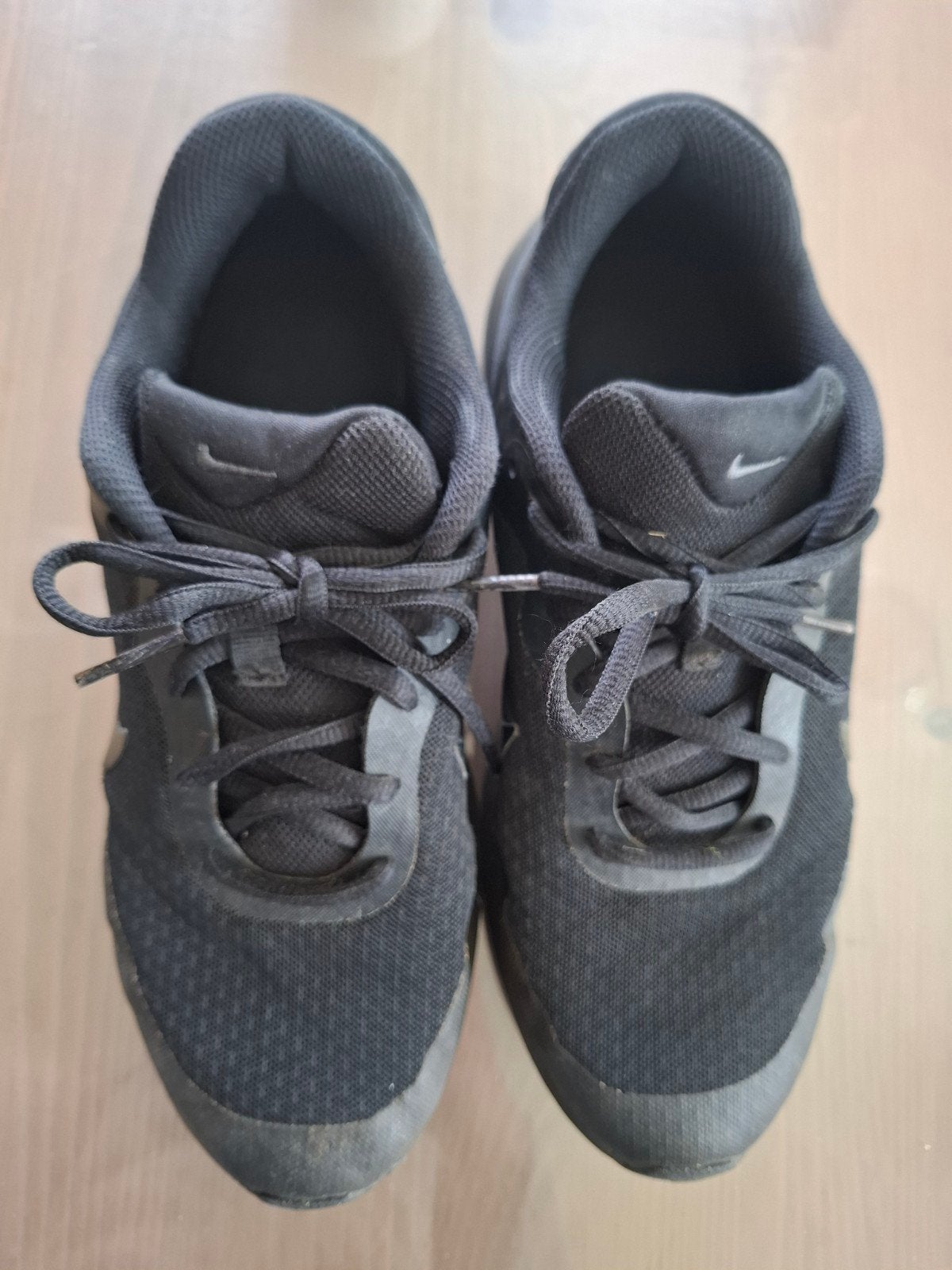 zwarte sportschoenen Nike maat 37,5, Ophalen, Sportschoenen