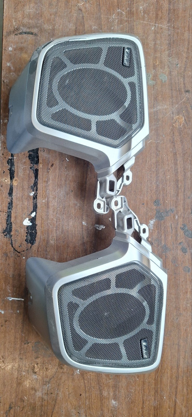 Bmw r18 transcontinental speaker covers, Motoren, Ophalen