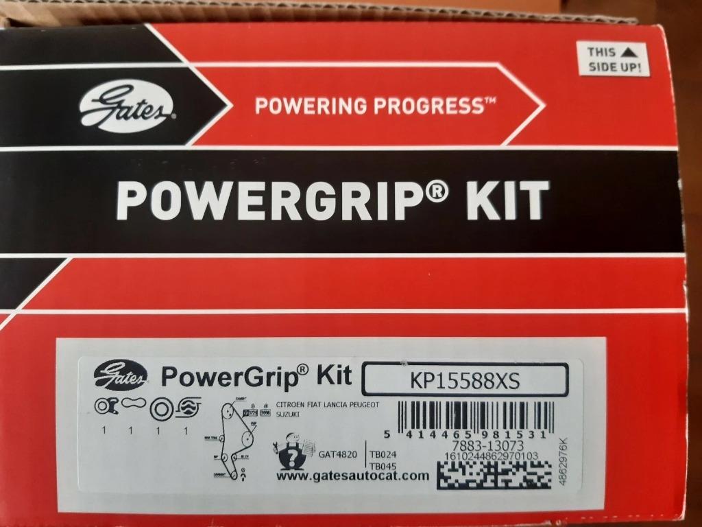 Pompe à eau + kit de courroie de distribution KP15588XS, Auto-onderdelen, Motor en Toebehoren, Citroën, Fiat, Peugeot, Nieuw, Ophalen