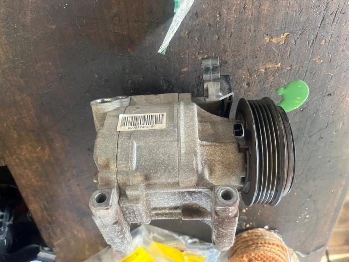 Pompe clim d'un Fiat 500, -, 3 mois de garantie, Utilisé, Fiat