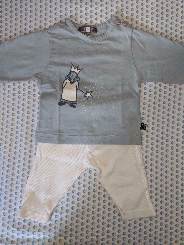 T-shirt et pantalon 6 mois, Enlèvement ou Envoi, Utilisé
