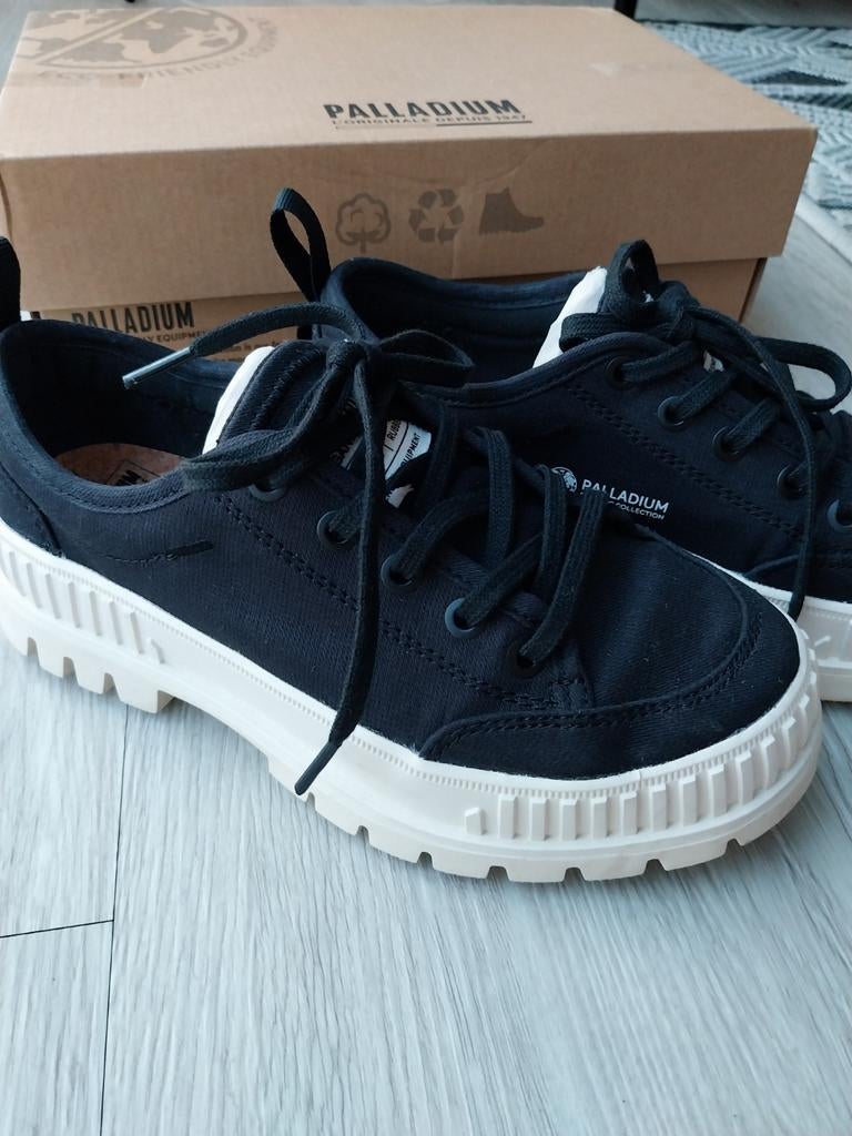 Palladium pallashock, zwart maat 37, 1x gedragen, Ophalen, Zwart