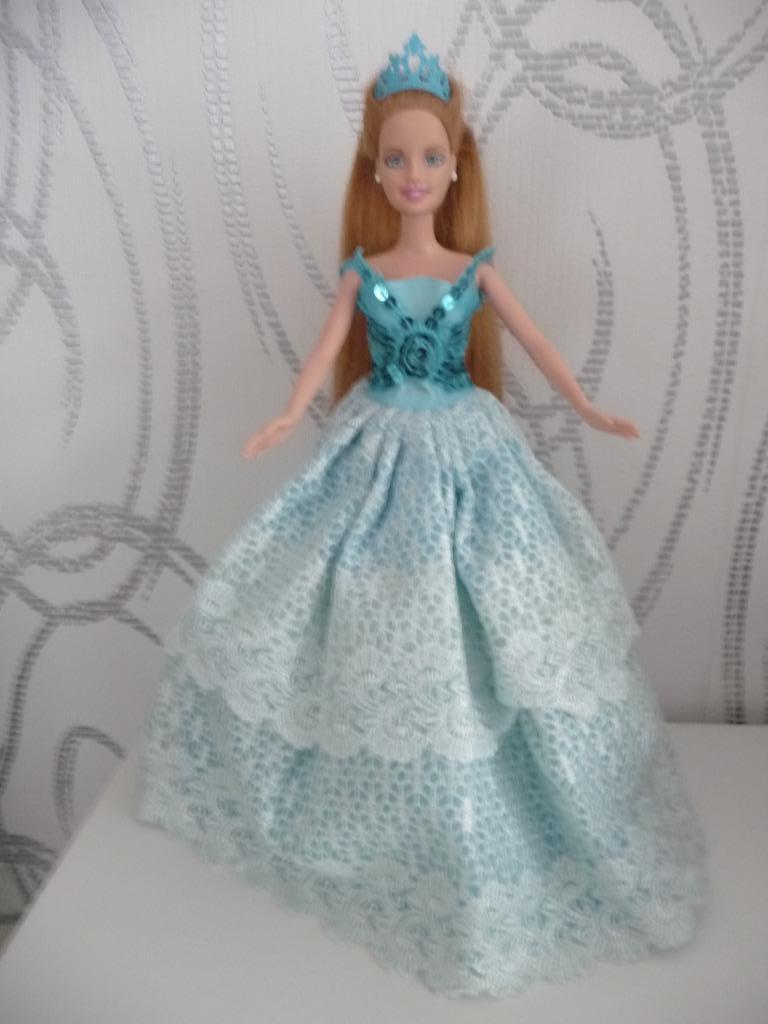 barbie la belle au bois dormant, Enfants & Bébés, Jouets | Poupées, Comme neuf, Barbie, Enlèvement