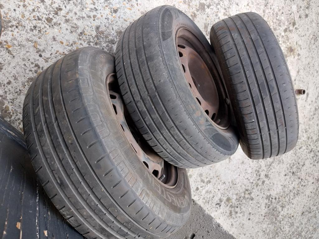 4 banden met velgen Peugeot citroen, Auto-onderdelen, Banden en Velgen, Ophalen, Band(en)