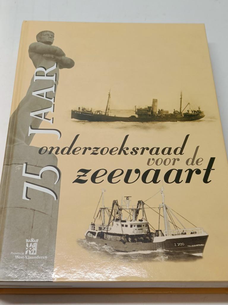 75 jaar onderzoeksraad voor de zeevaart Ronald Carly, Boeken, Ophalen of Verzenden, Zo goed als nieuw