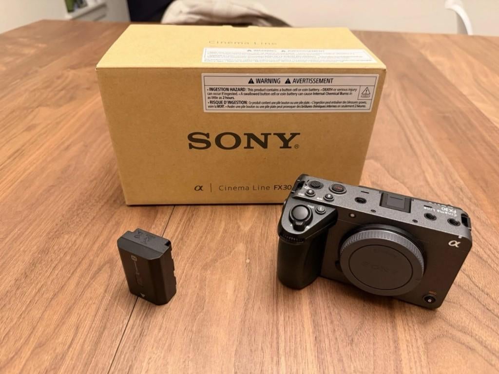 Appareil photo numérique Sony FX30 26 MP noir, Enlèvement ou Envoi, Comme neuf, Sony