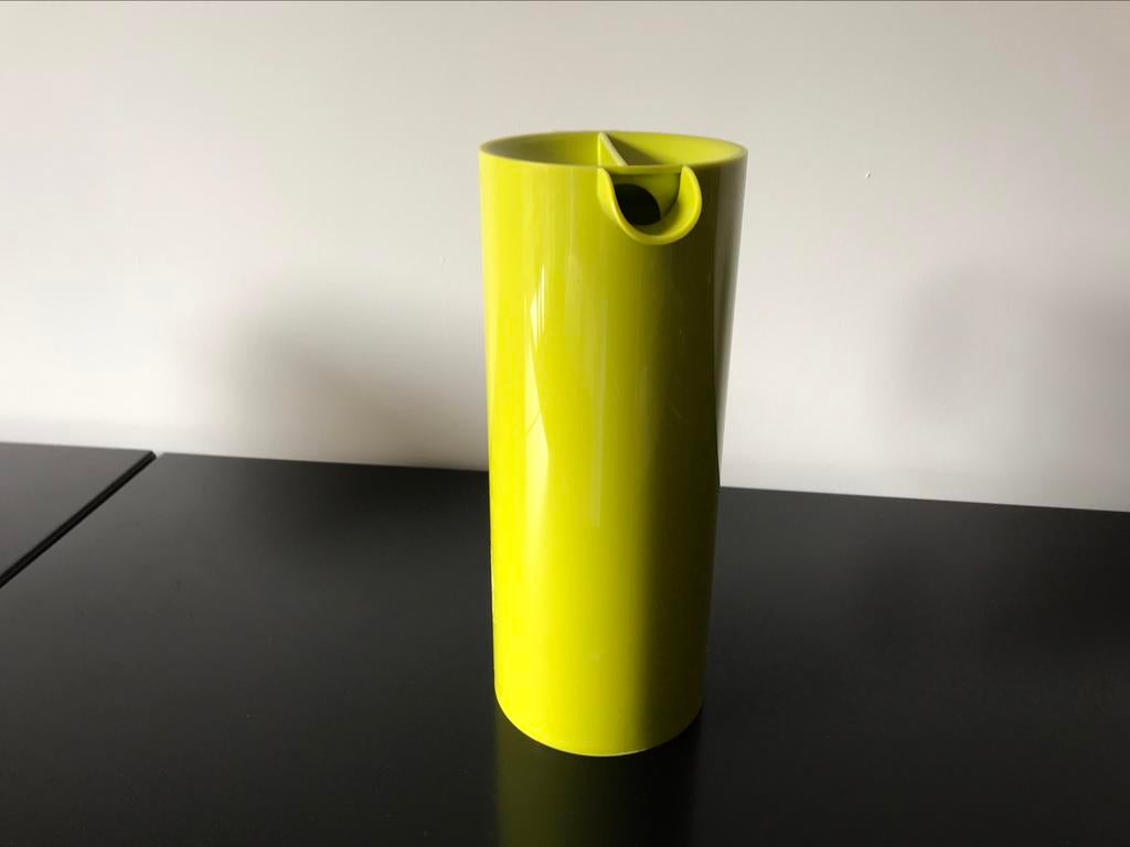 Plastic karaf, Ophalen, Zo goed als nieuw