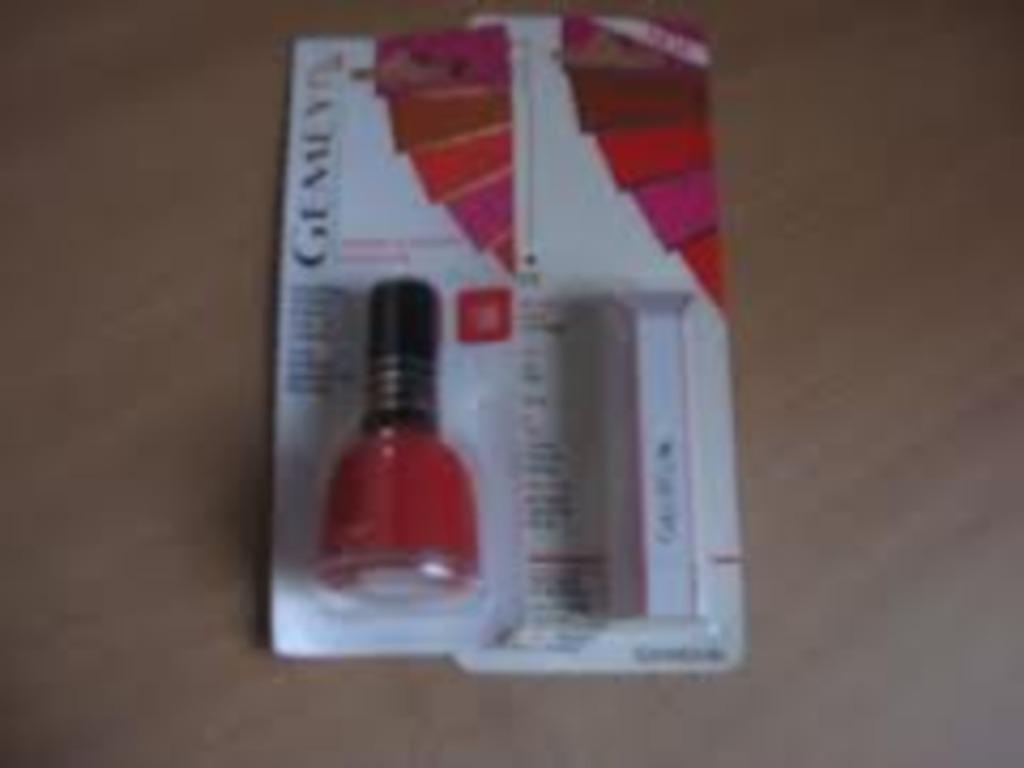 nagellak +lipverzorger van gemey, Verzenden, Nieuw, Handen en Nagels, Make-up